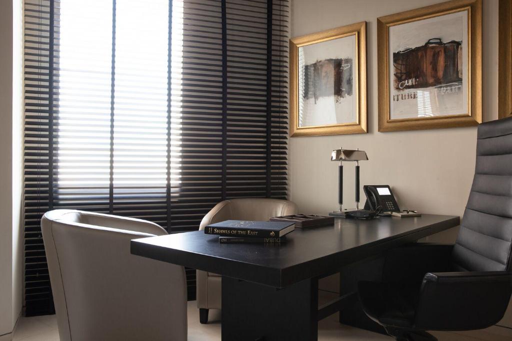 Presidential Suite - Image 17