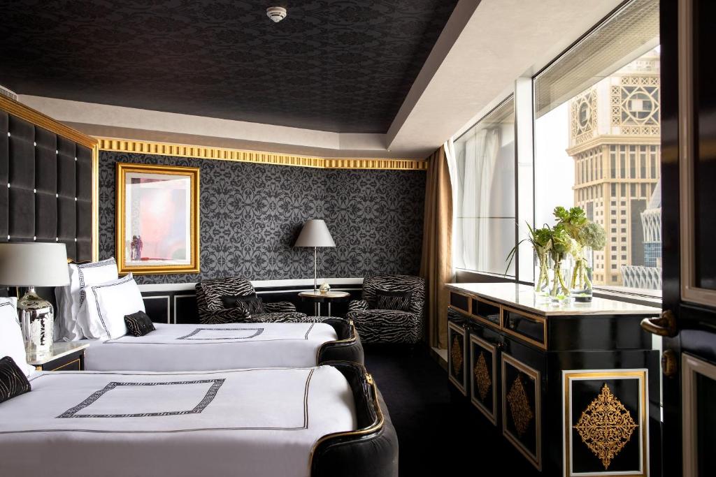 Presidential Suite - Image 8