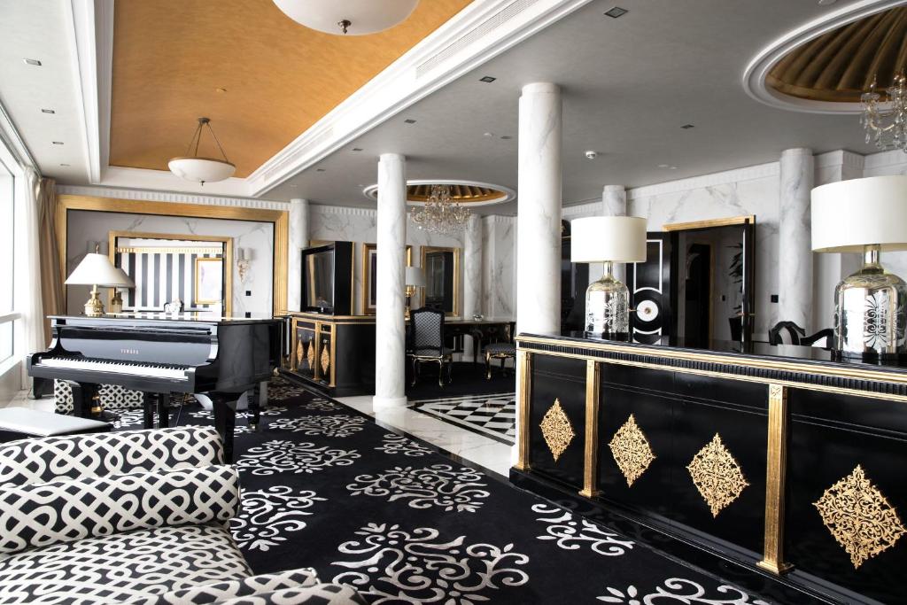 Presidential Suite - Image 9