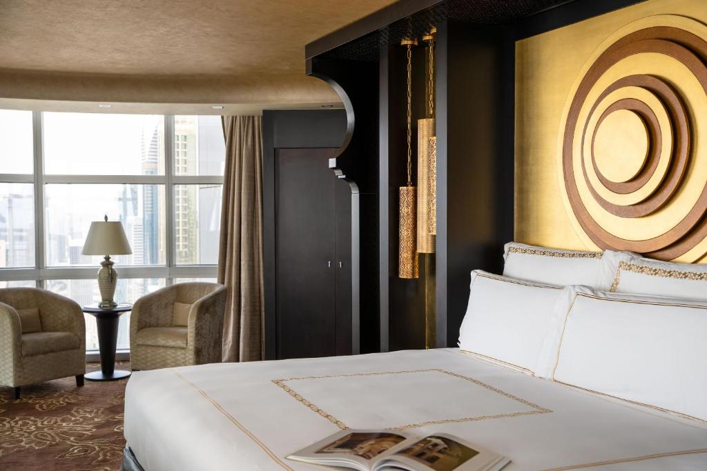 Royal Suite - Image 4