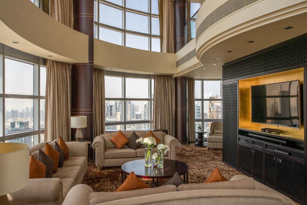 Royal Suite - Image 6