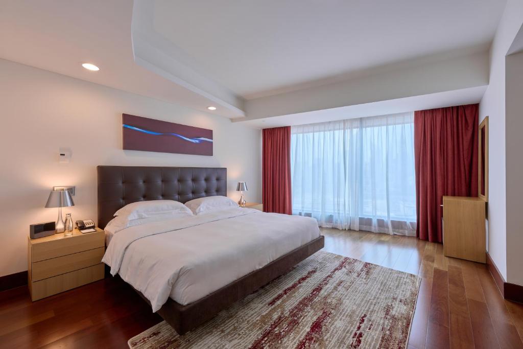 Two Bedroom Duplex Residence with Private Jacuzzi - Image 1