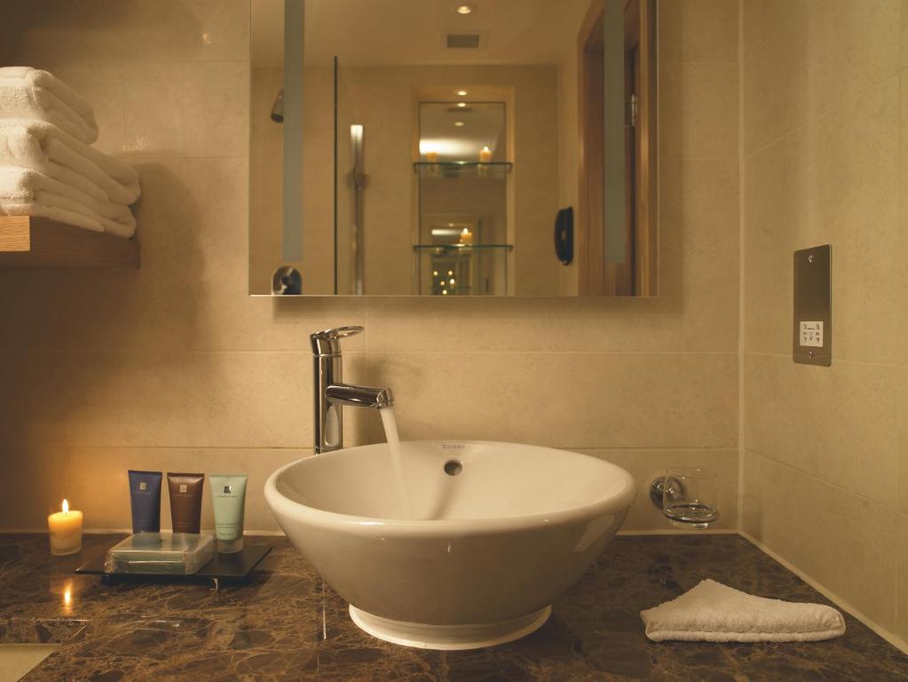Junior Suite - Image 1