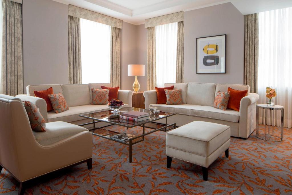 Park View Suite, 1 King - Image 1