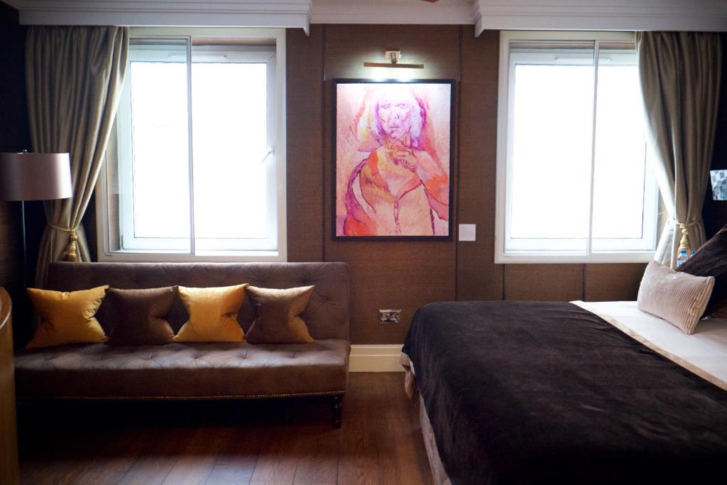 Deluxe Double Room - Image 3