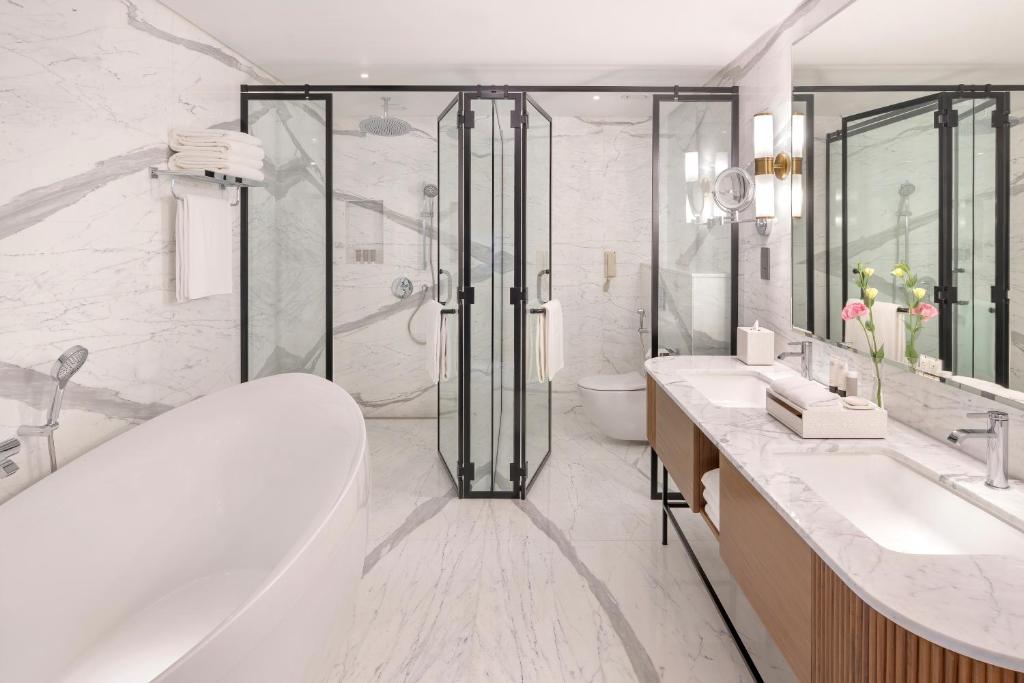 Grand Suite - Image 5