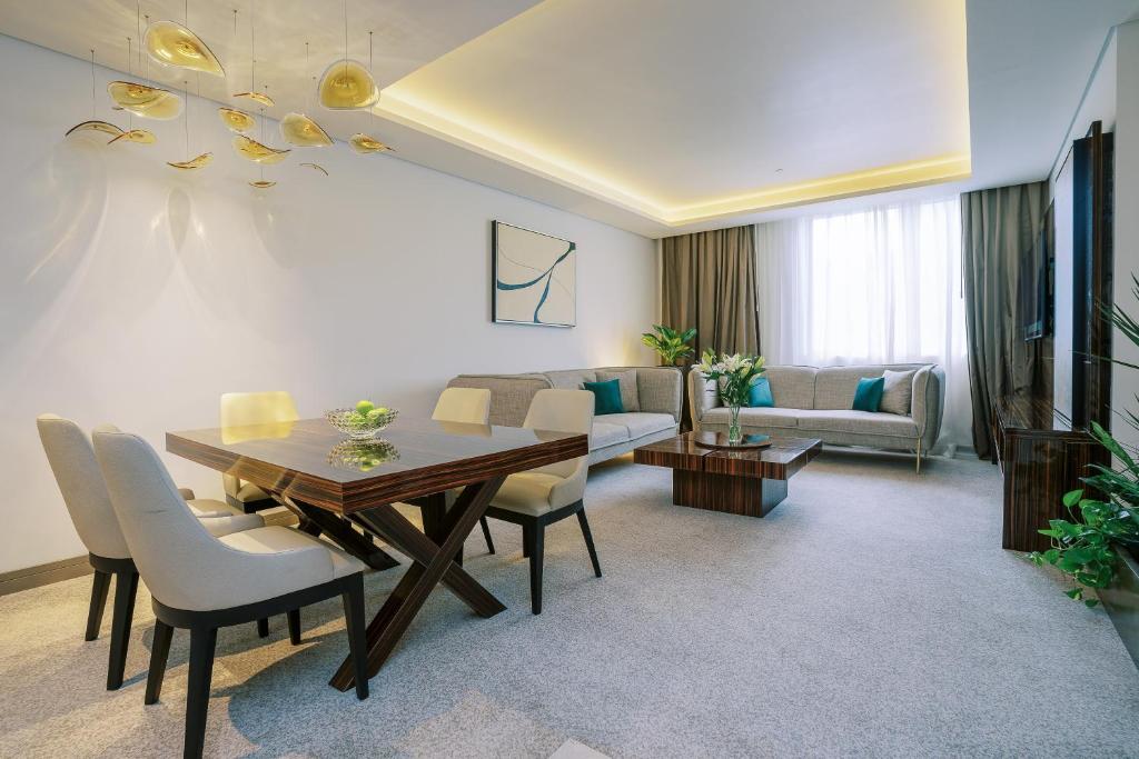 Two-Bedroom Royal Suite - Image 13