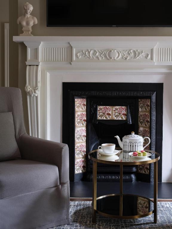 The Fitzroy Suite - Image 14