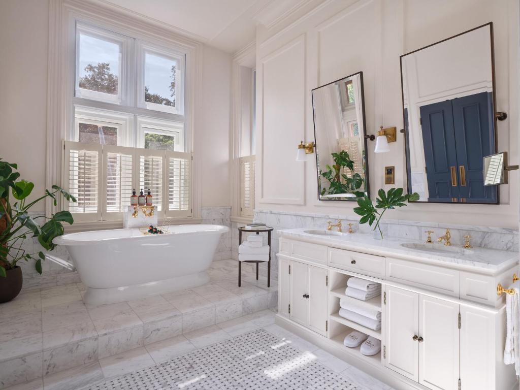 The Fitzroy Suite - Image 21