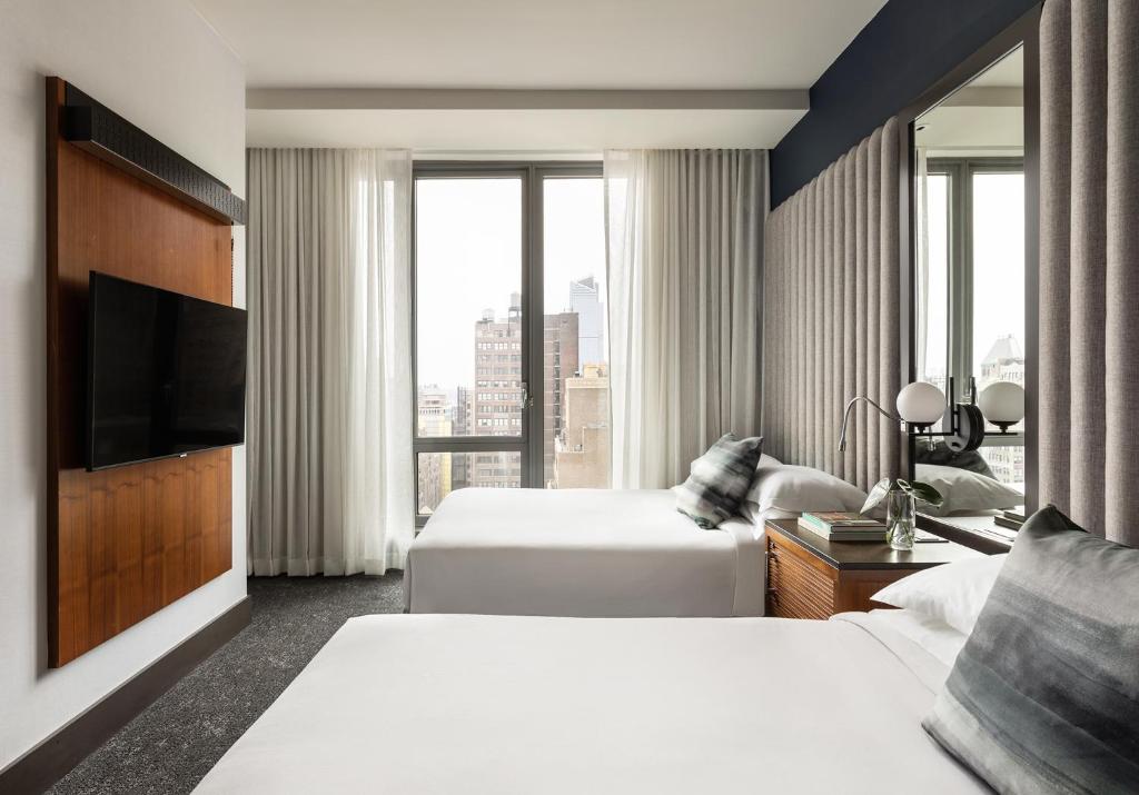 Premium Queen Room with Two Queen Beds - Image 2