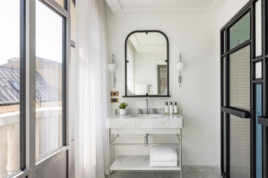 Premium Room - Image 2