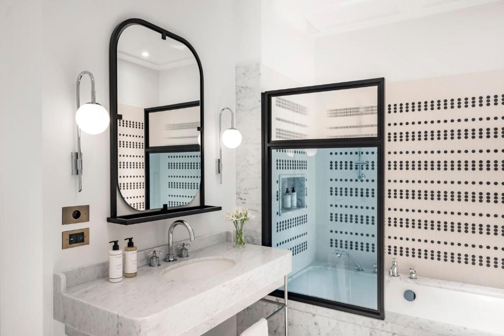 Premium Room - Image 4