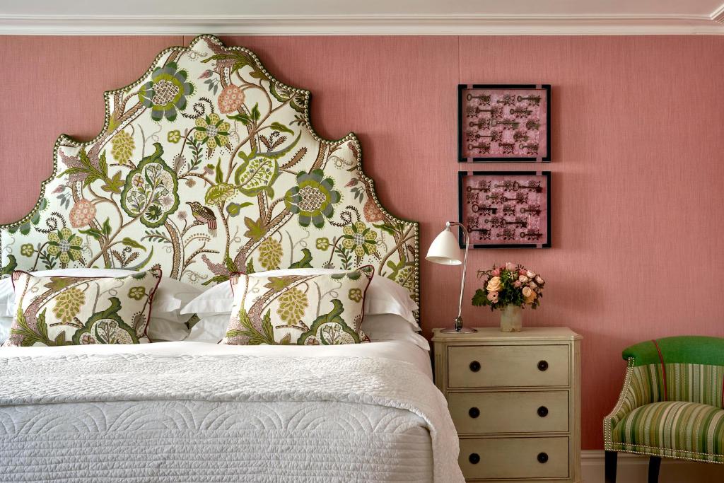 Deluxe Room - Image 4