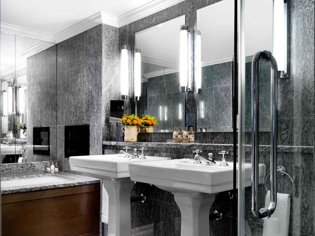 Knightsbridge Suite - Image 6