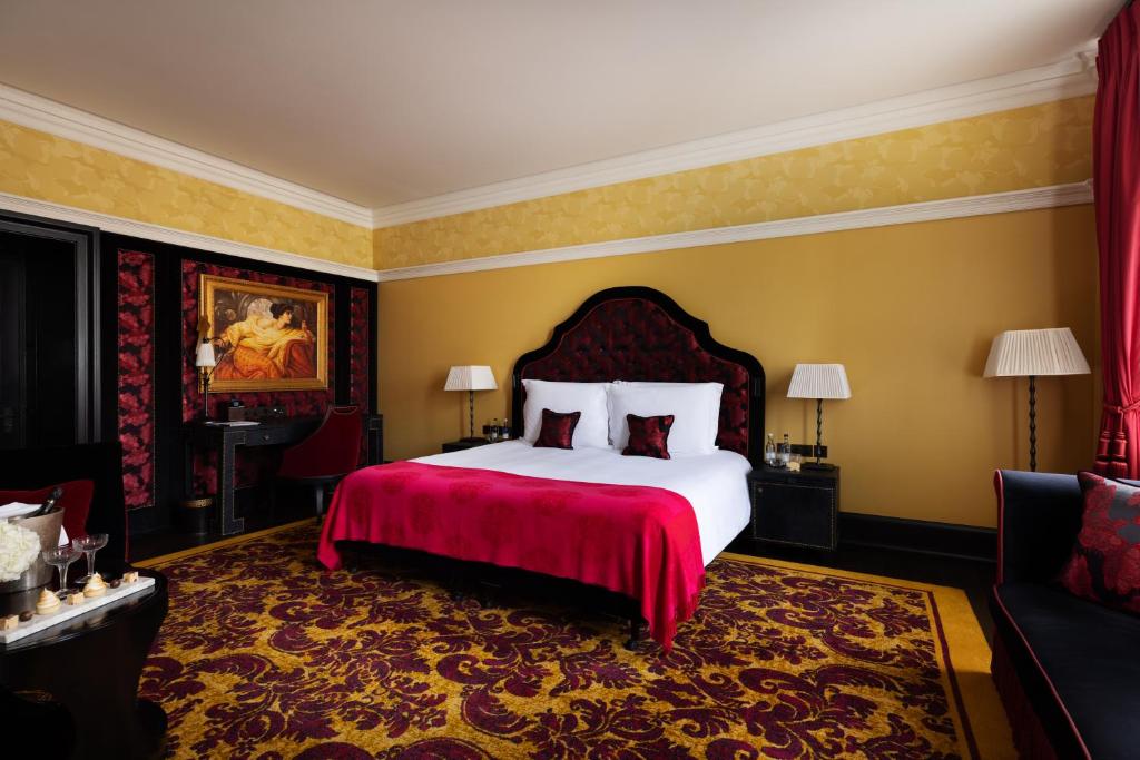 Junior Suite Bell Tower - Image 5