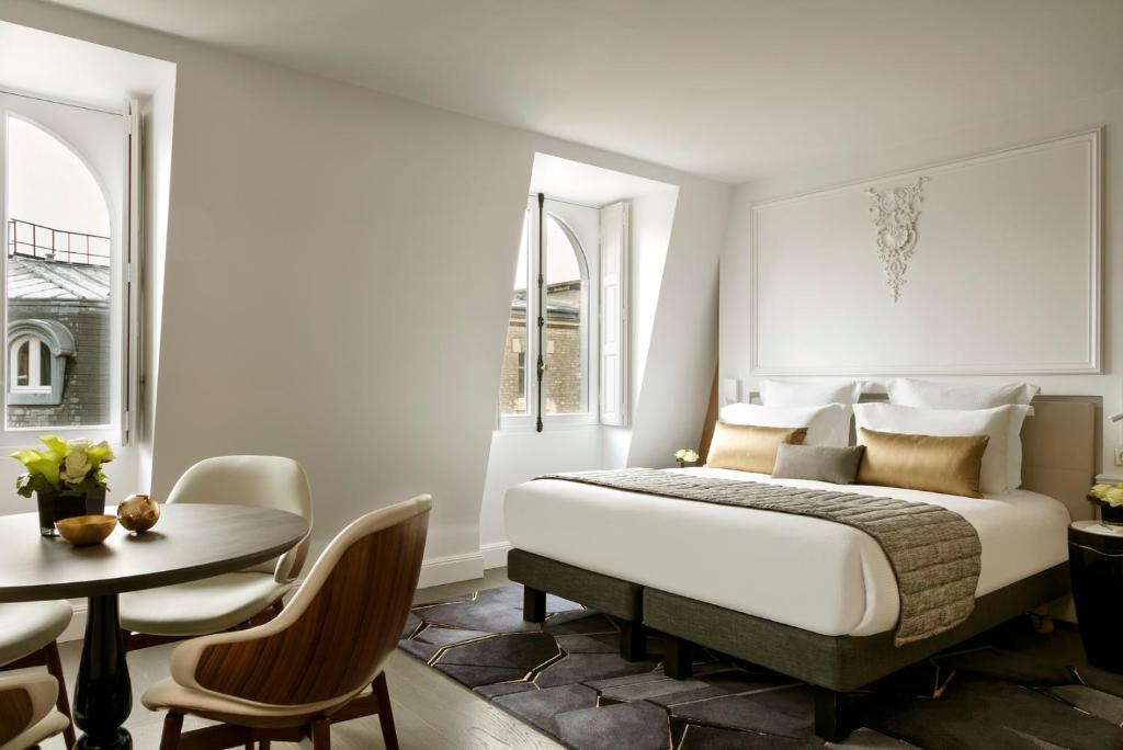 Executive Studio - Image 8