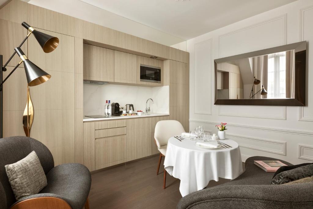 Montmartre Duplex - Image 2