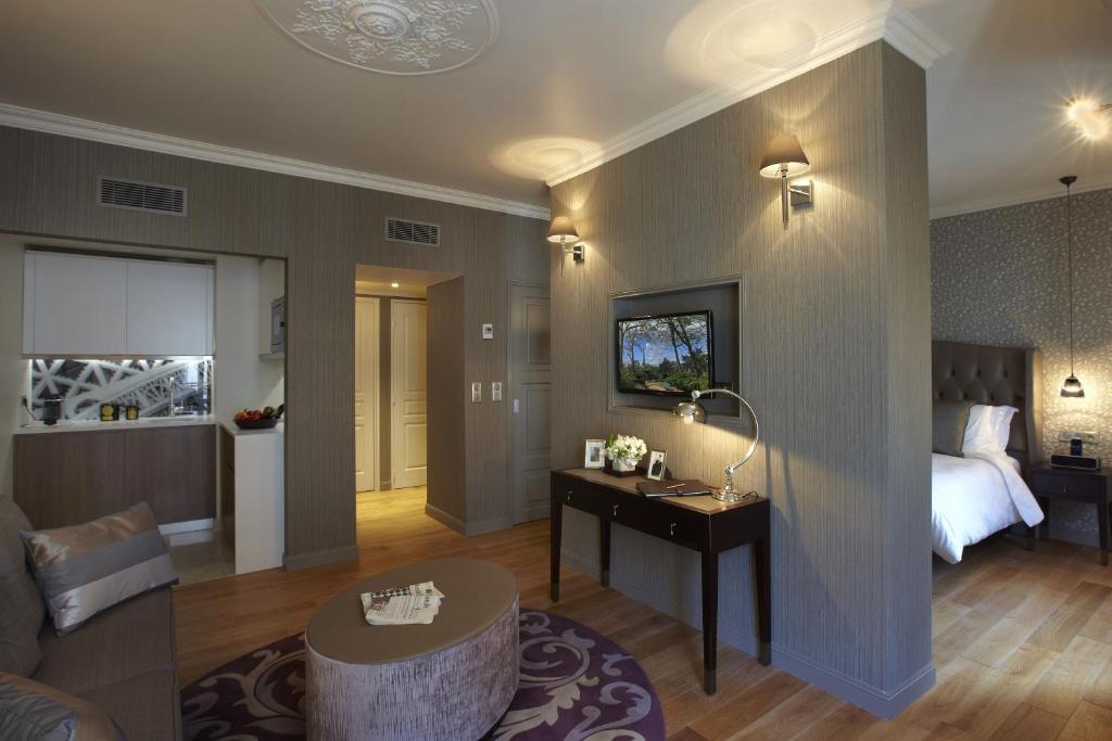 Junior Suite - Image 3