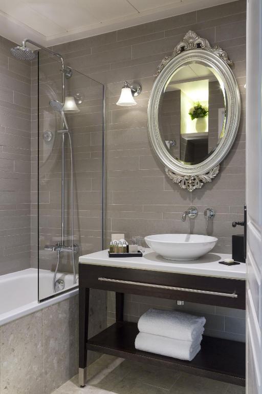 Premiere Suite - Image 1