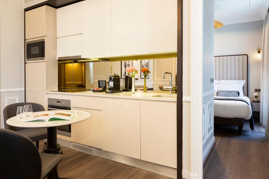 One-Bedroom Apartment - Image 4