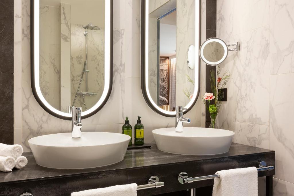 Superior Premium Room - Image 3