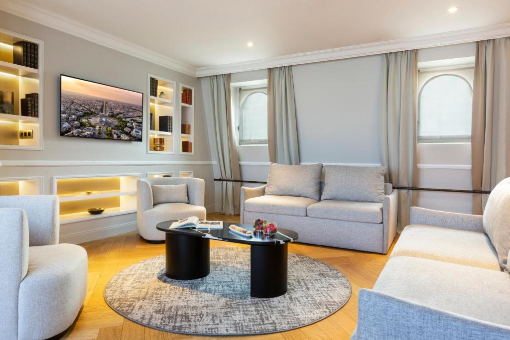 Tour Eiffel Suite - Image 6