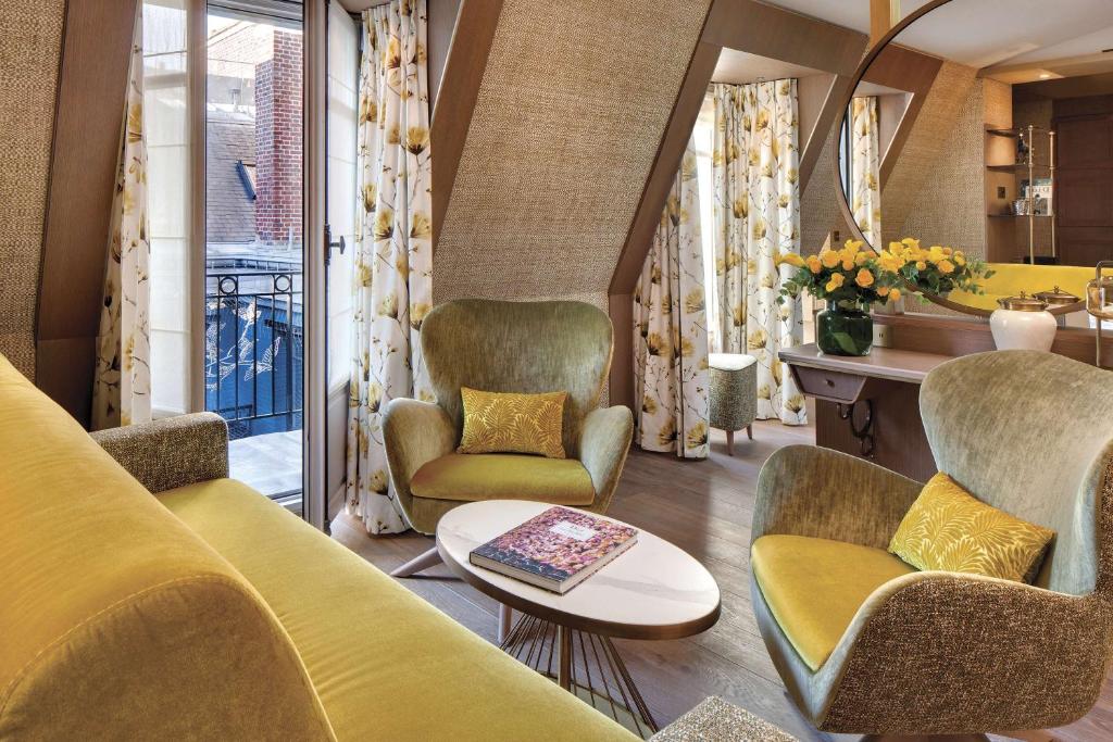 Junior Suite - Image 1