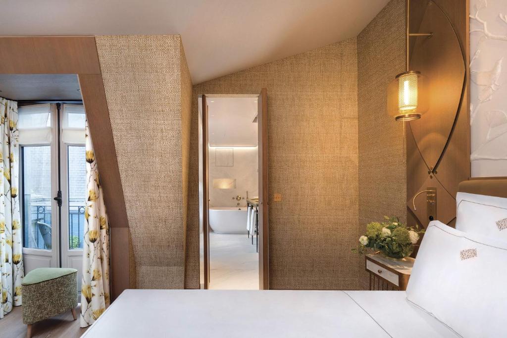 Junior Suite - Image 8