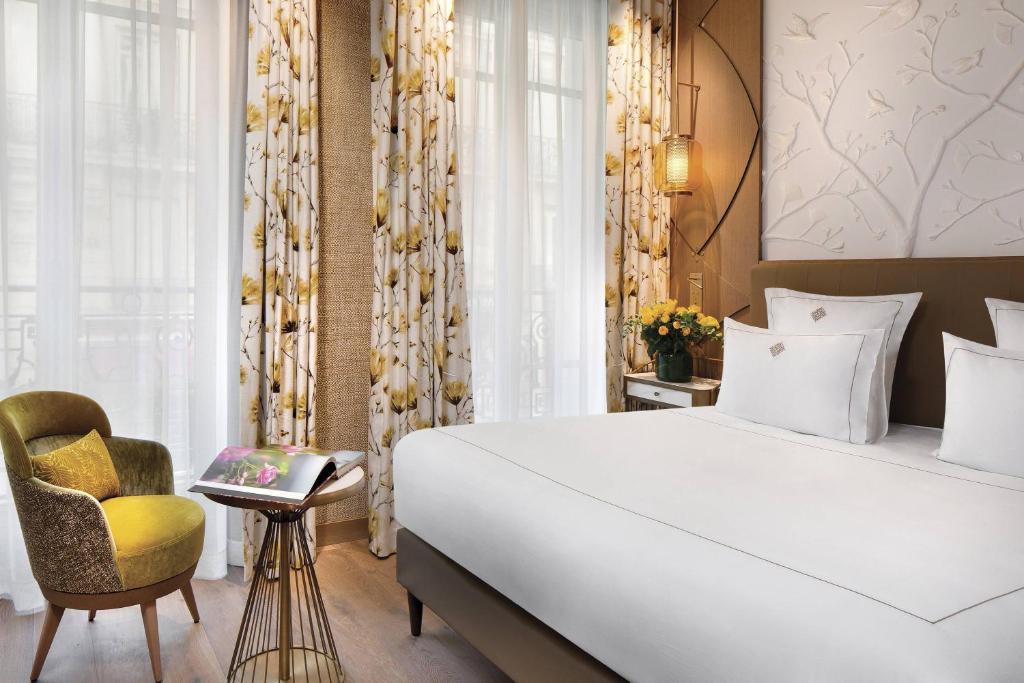 Superior Double Room - Image 6