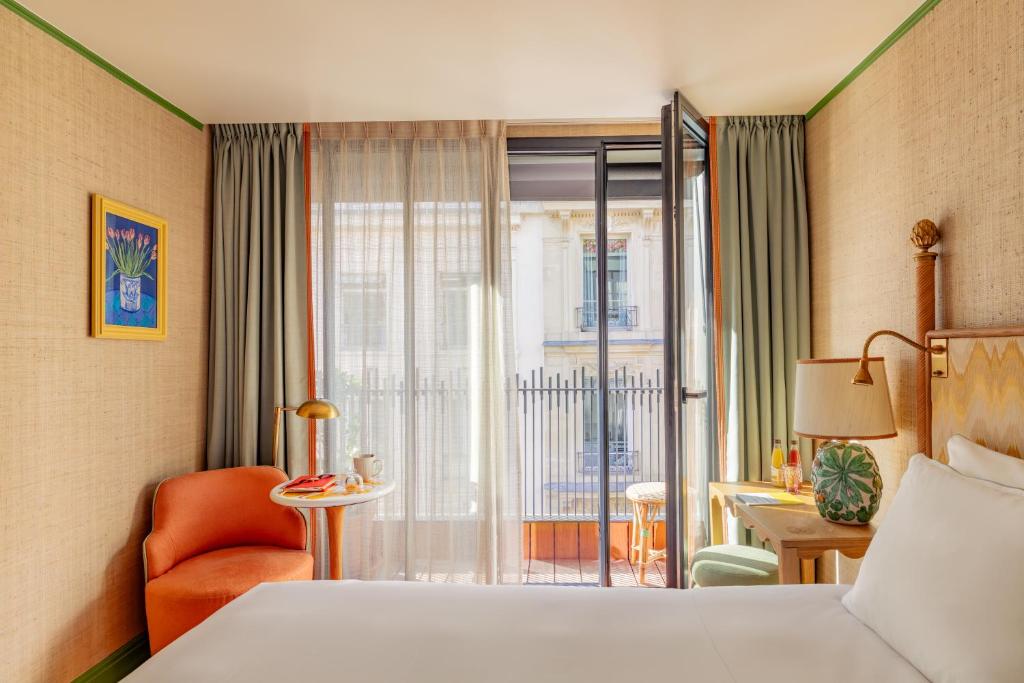 Double Room - Image 3