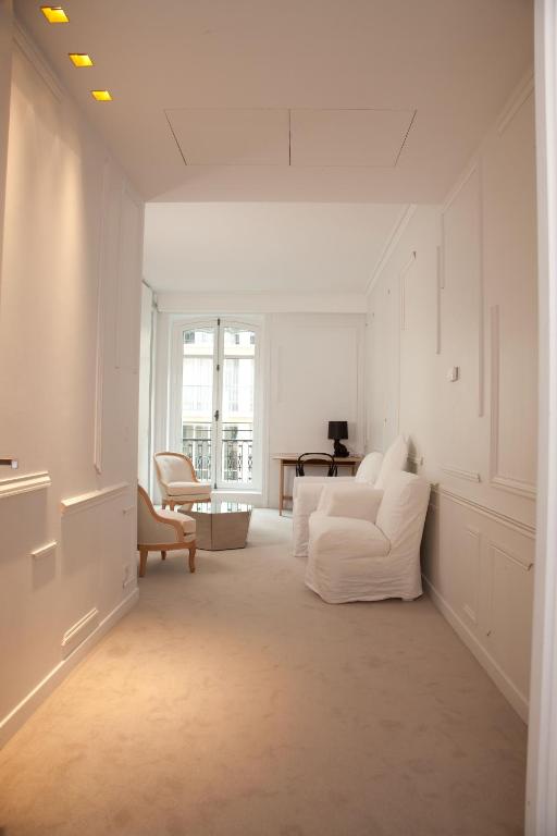 Suite Couture - Image 3
