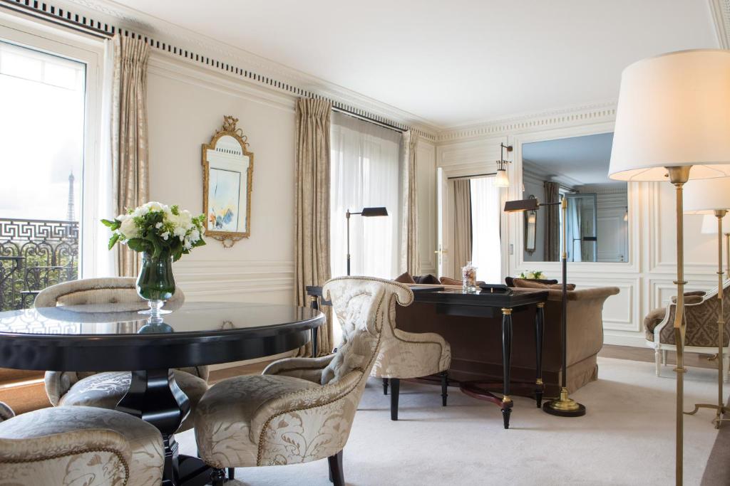 Eiffel Suite - Image 4