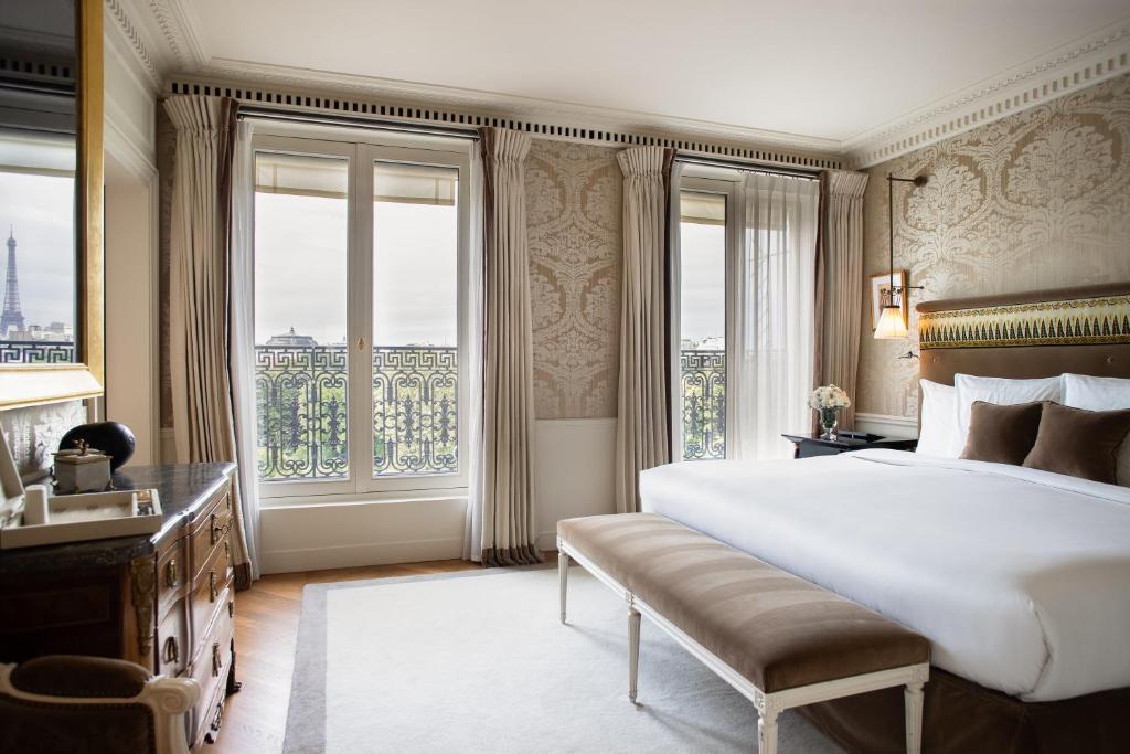 Eiffel Suite - Image 6