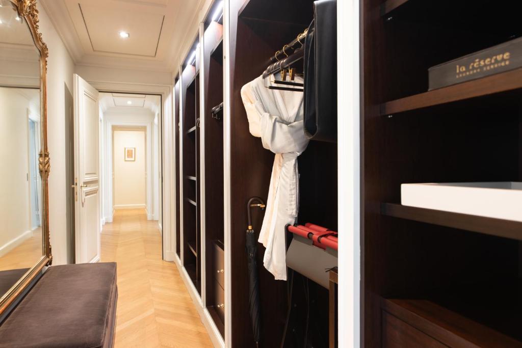 Presidential Suite - Image 2