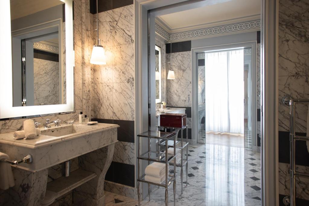 Presidential Suite - Image 6
