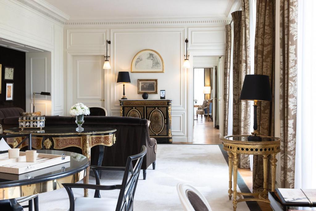 Presidential Suite - Image 7