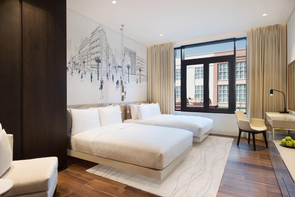 Deluxe Room, Guest room, 2 Double - Image 4