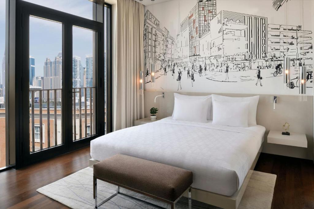 One Bedroom Executive Suite - Image 3