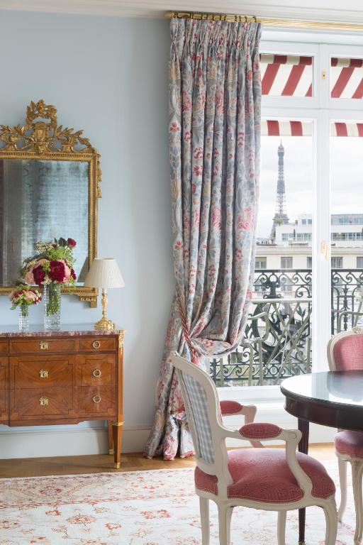 Paris Suite - Image 11