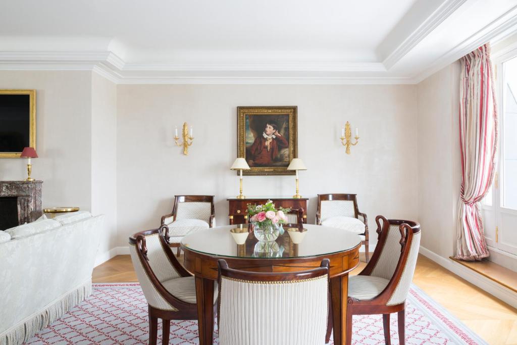 Penthouse Suite - Image 4