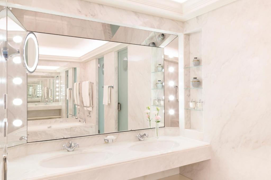Prestige Junior Suite - Image 1