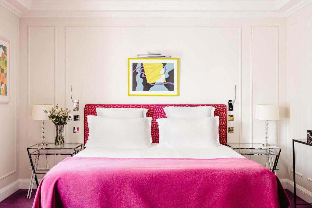 Deluxe Room - Image 2