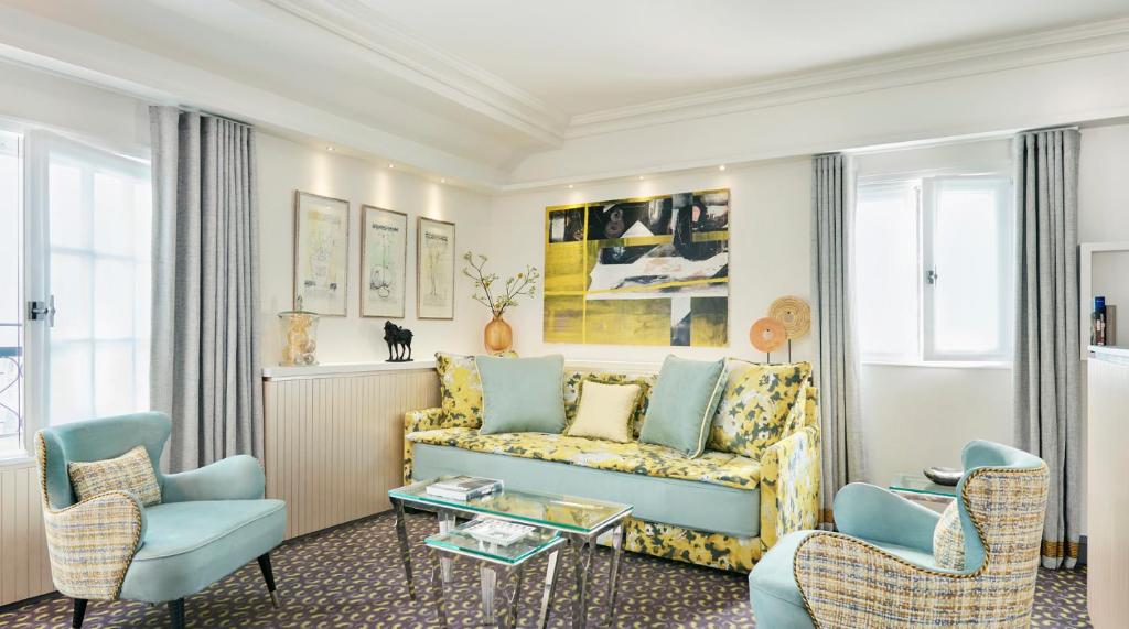 Royal Suite - Image 4