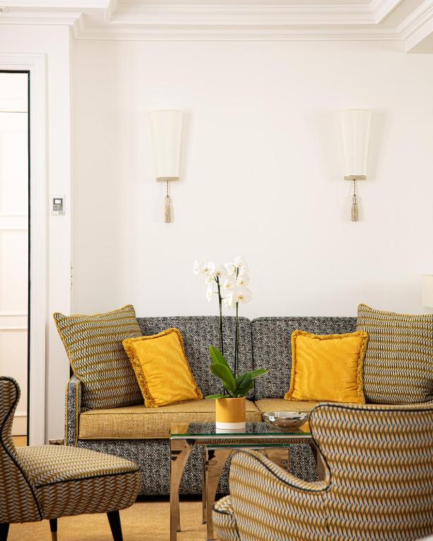 Suite with Terrace - Image 1