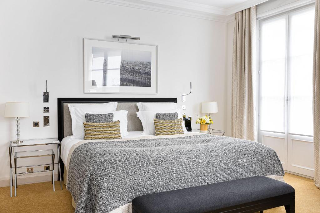 Suite with Terrace - Image 3