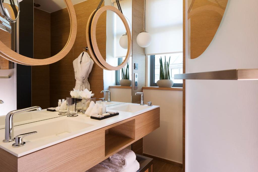 Classic Double Room - Image 2