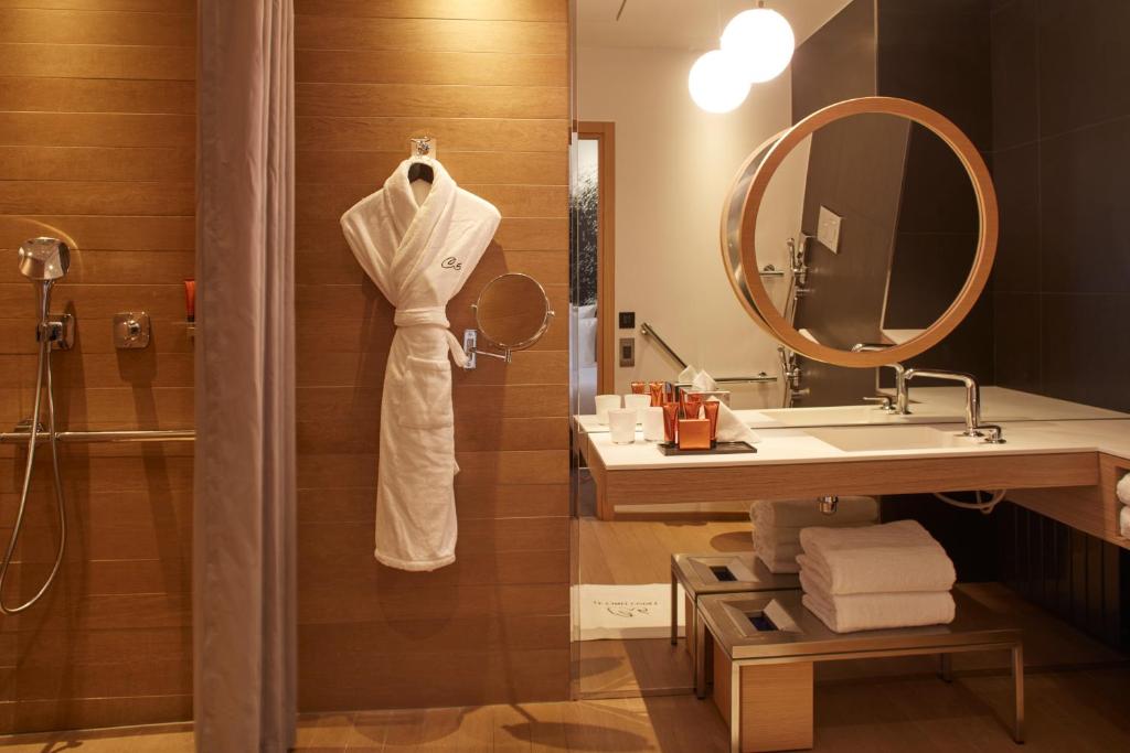 Classic Double Room - Image 3
