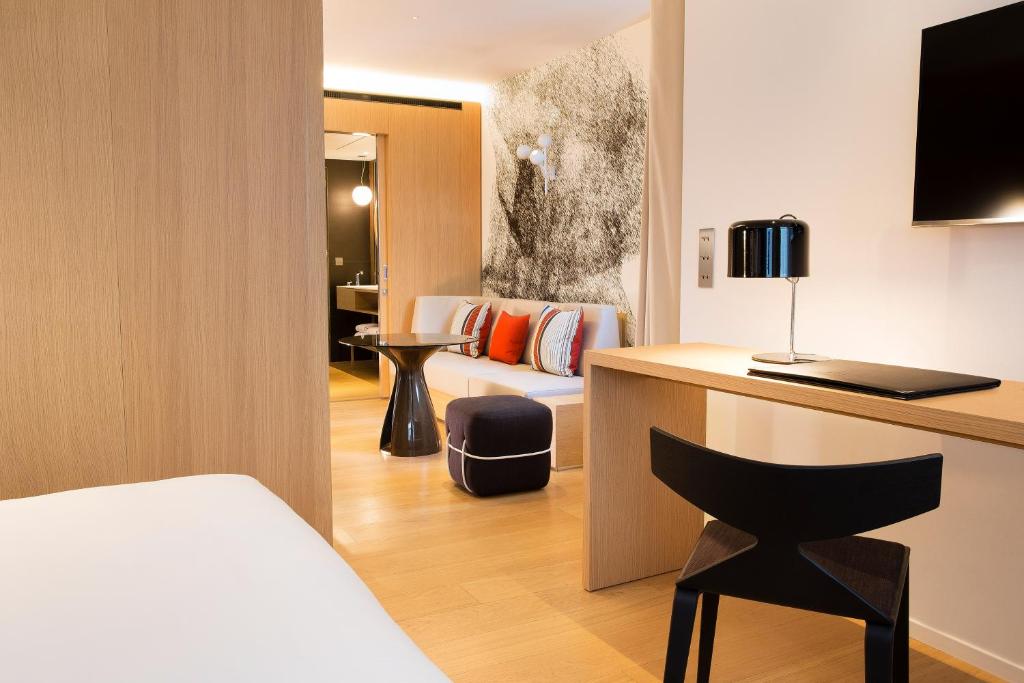 Junior Suite - Deluxe Communicantes - Image 5