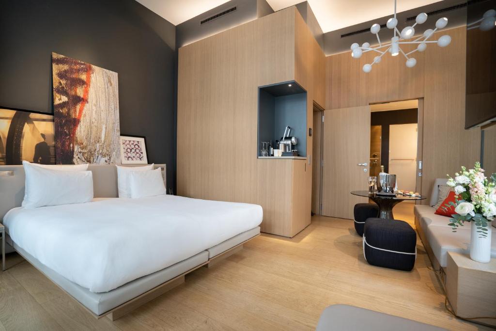 Junior Suite with Terrace - Image 4