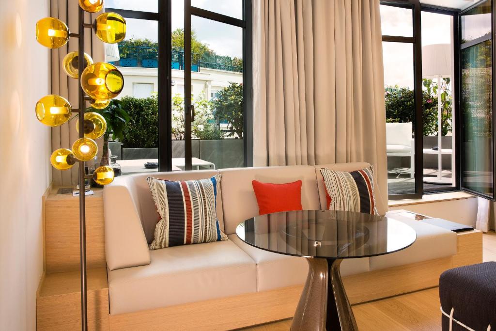 Suite with Terrace - Eiffel - Image 2